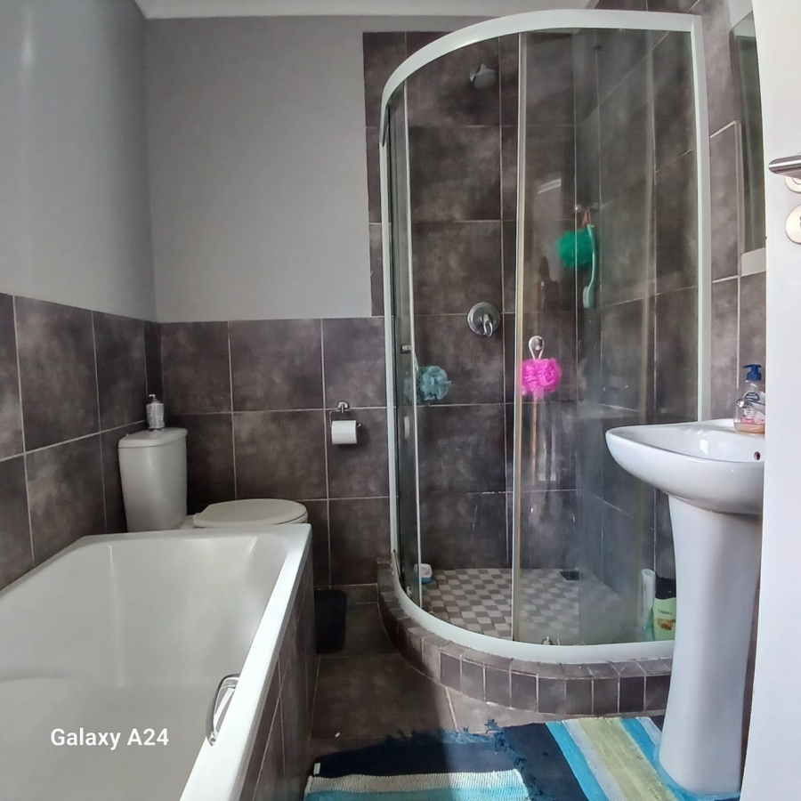 2 Bedroom Property for Sale in Bonnie Doone Eastern Cape